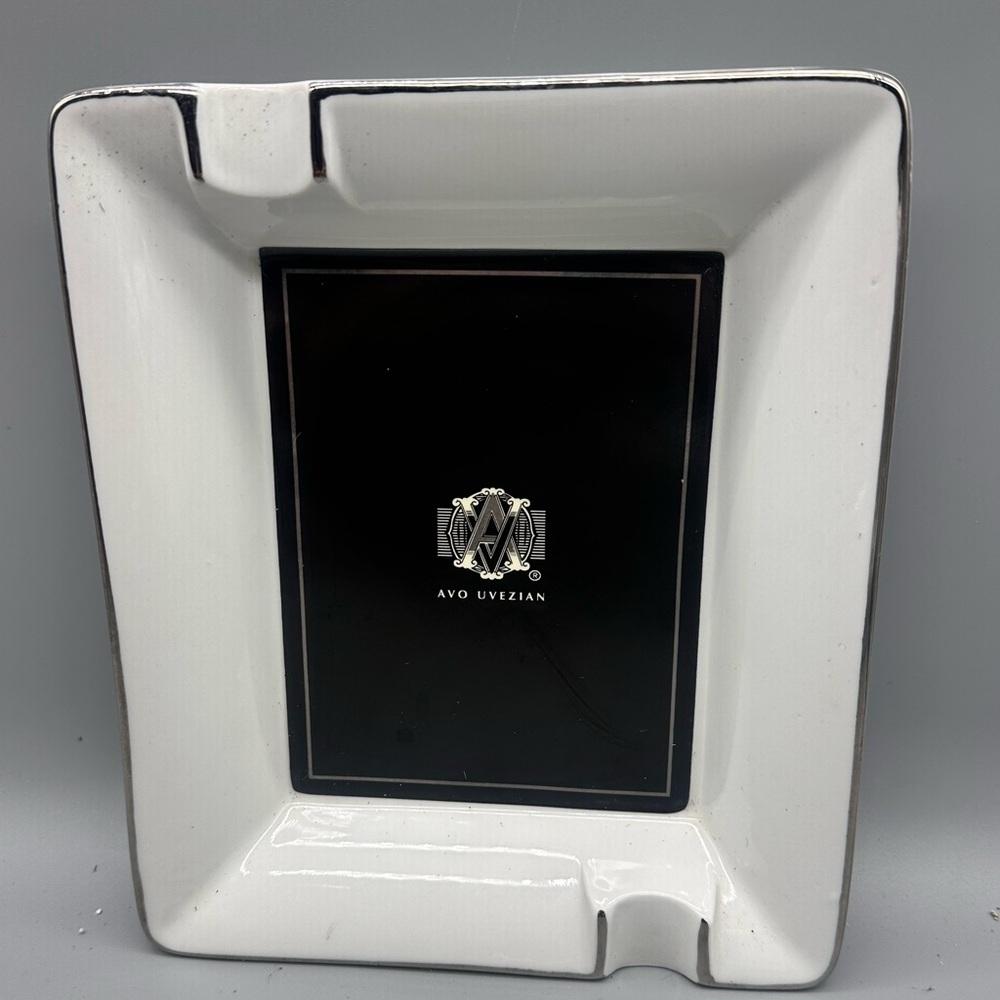 Avo Uvezian White and Black Ceramic Cigar ash tray